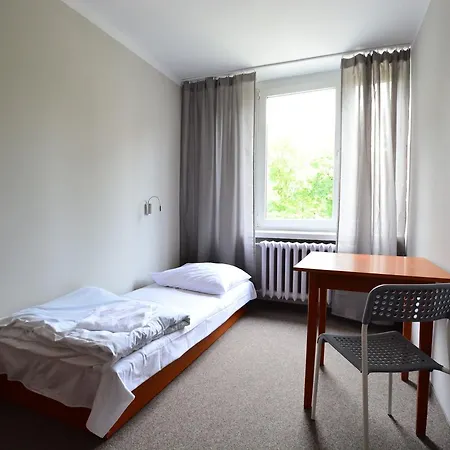 Hostal Nh - Tbn House *