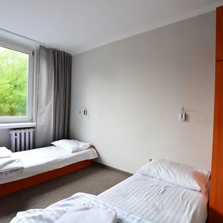 Nh - Tbn House Hostal *